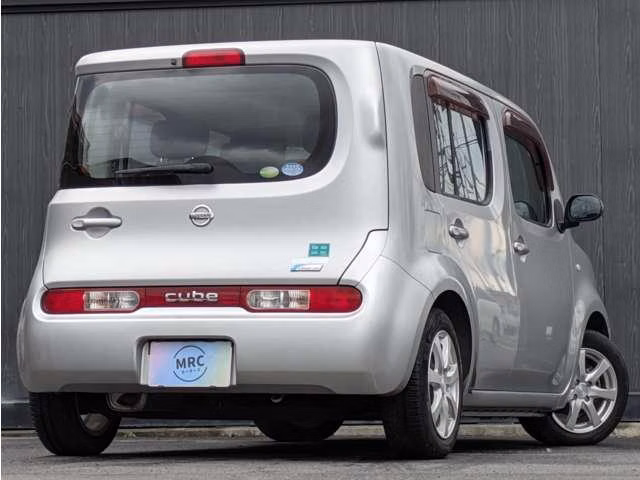 NISSAN CUBE