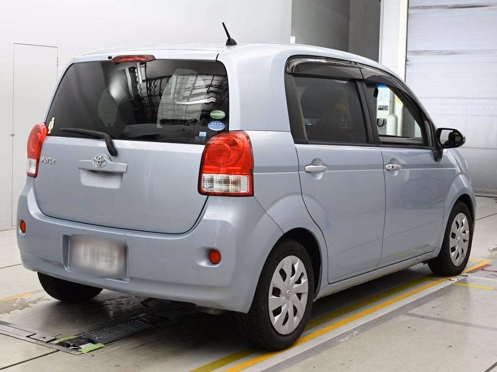 TOYOTA PORTE