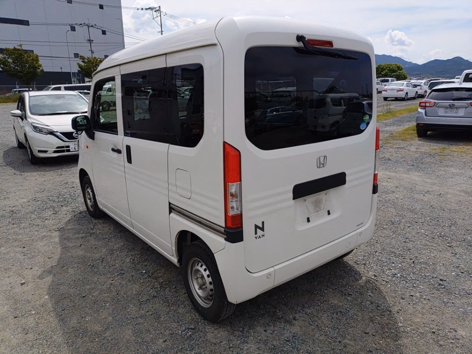 HONDA N-VAN