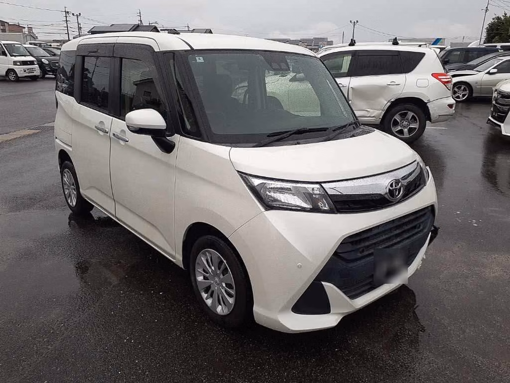TOYOTA TANK