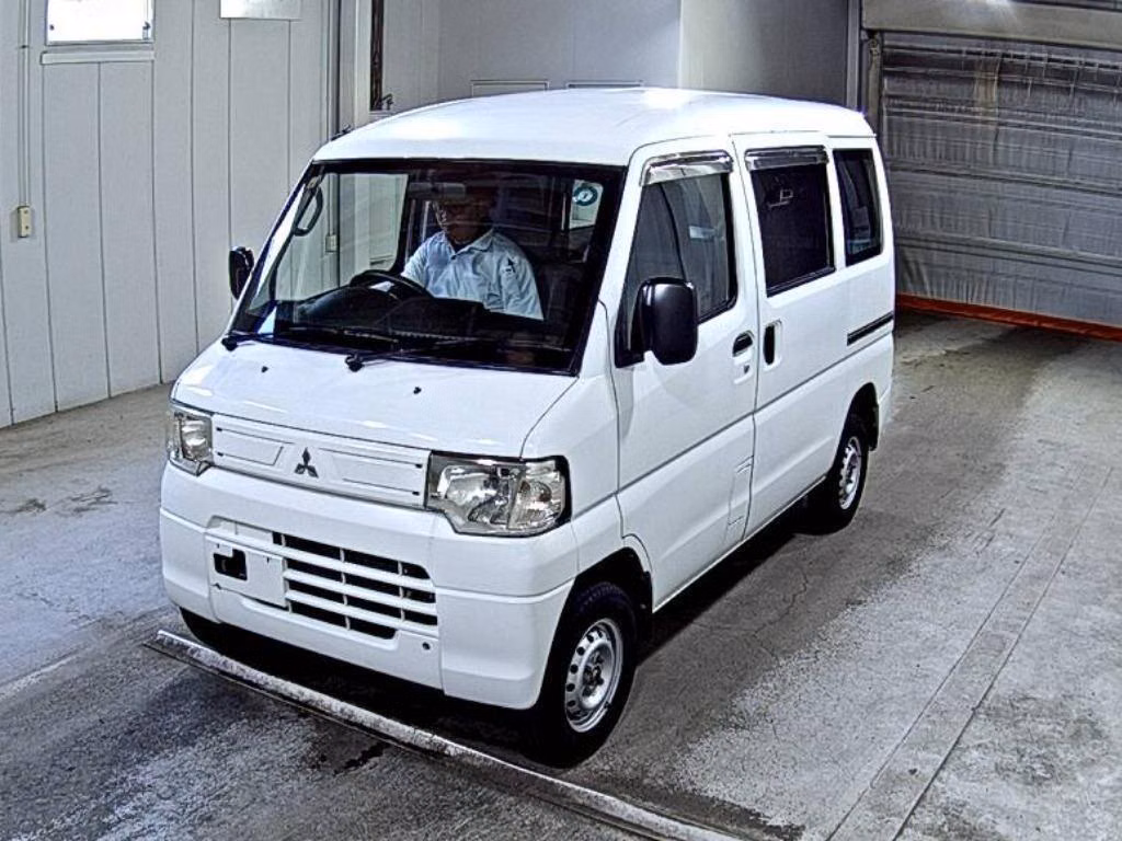 MITSUBISHI MINICAB MIEV
