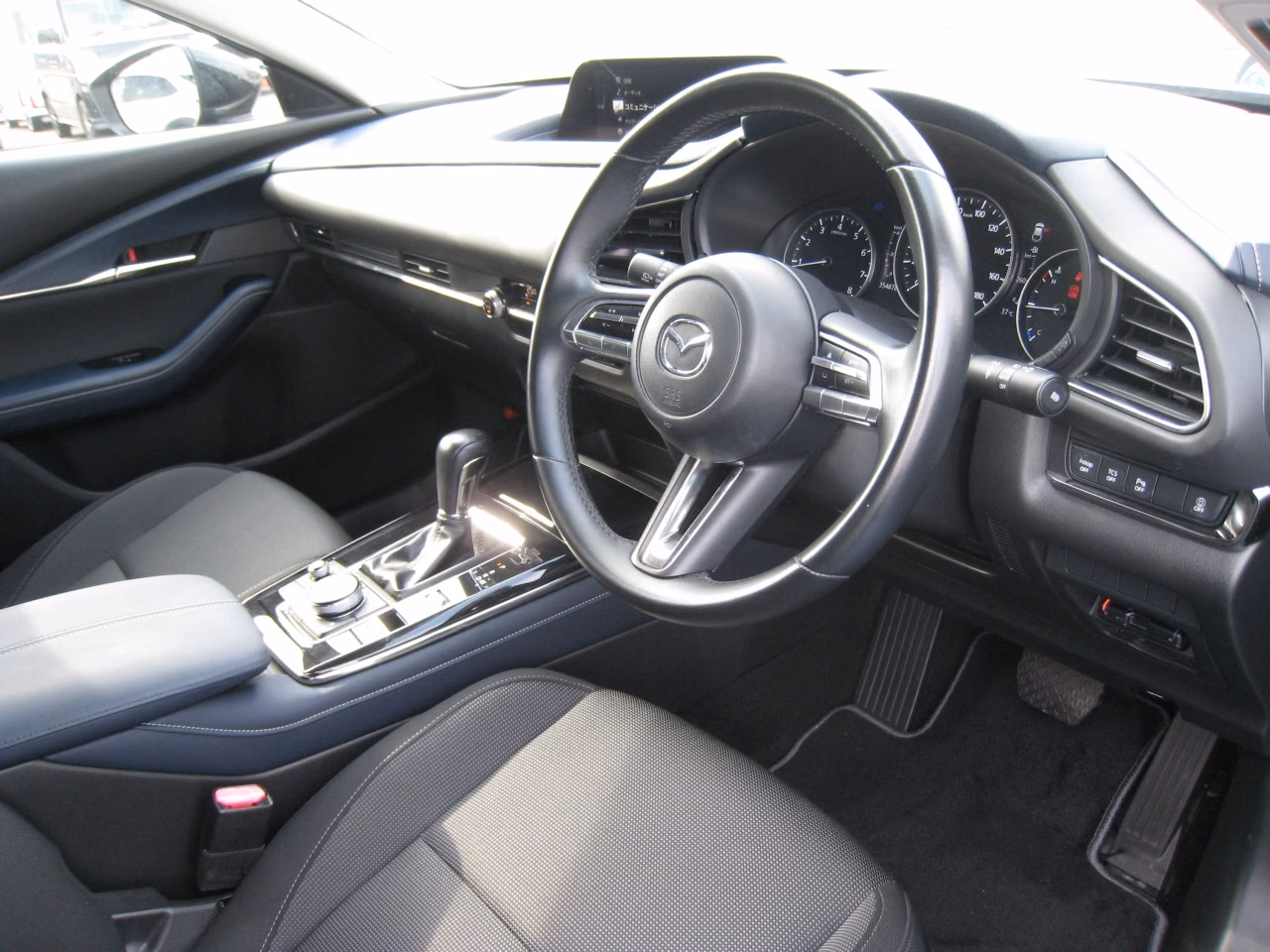 MAZDA CX-30