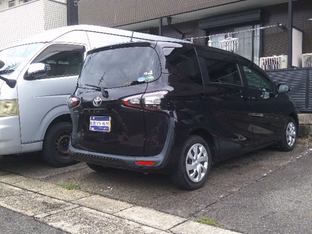 TOYOTA SIENTA