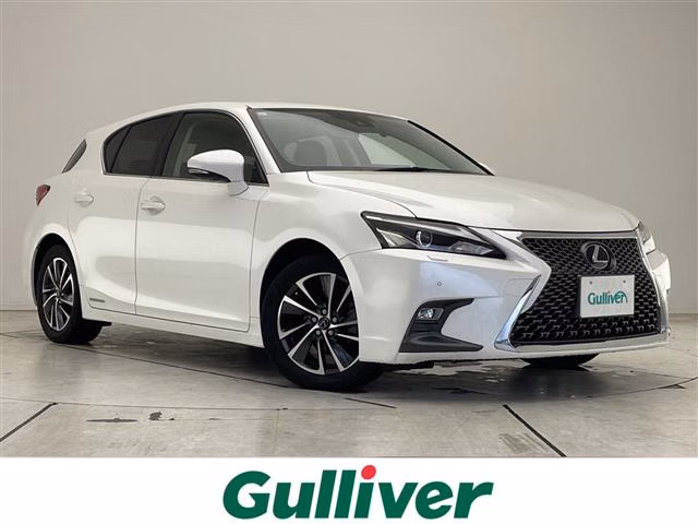LEXUS CT200H