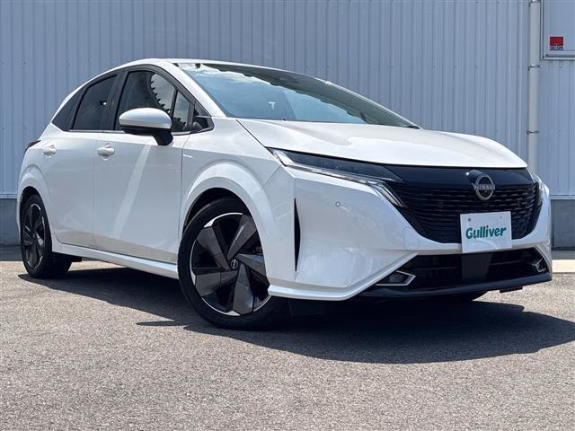 Nissan Aura