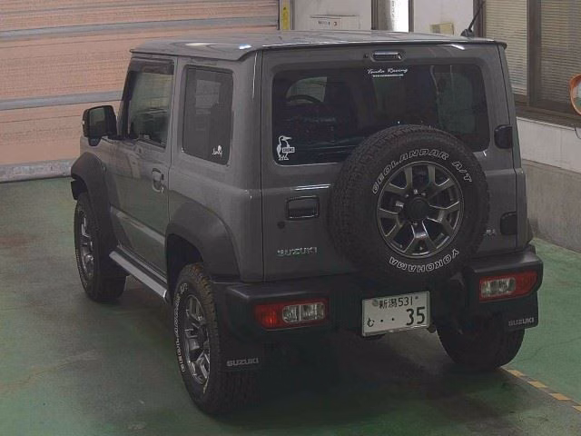 SUZUKI JIMNY SIERRA