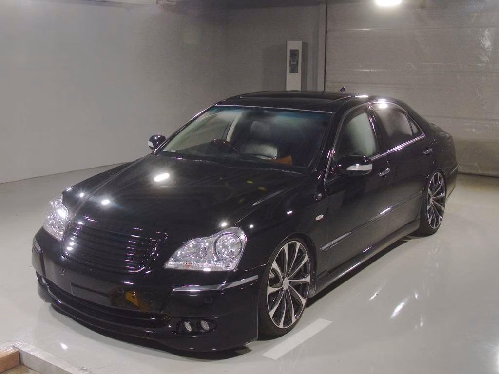 Toyota Crown Majesta