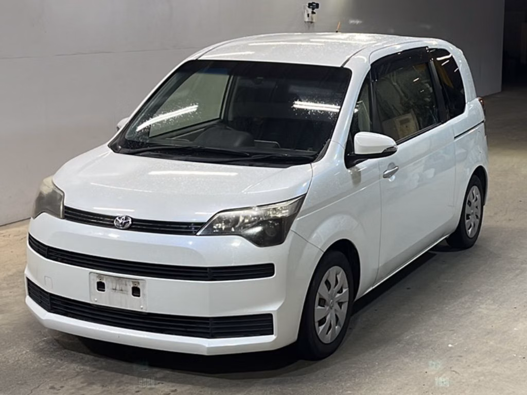 TOYOTA SPADE