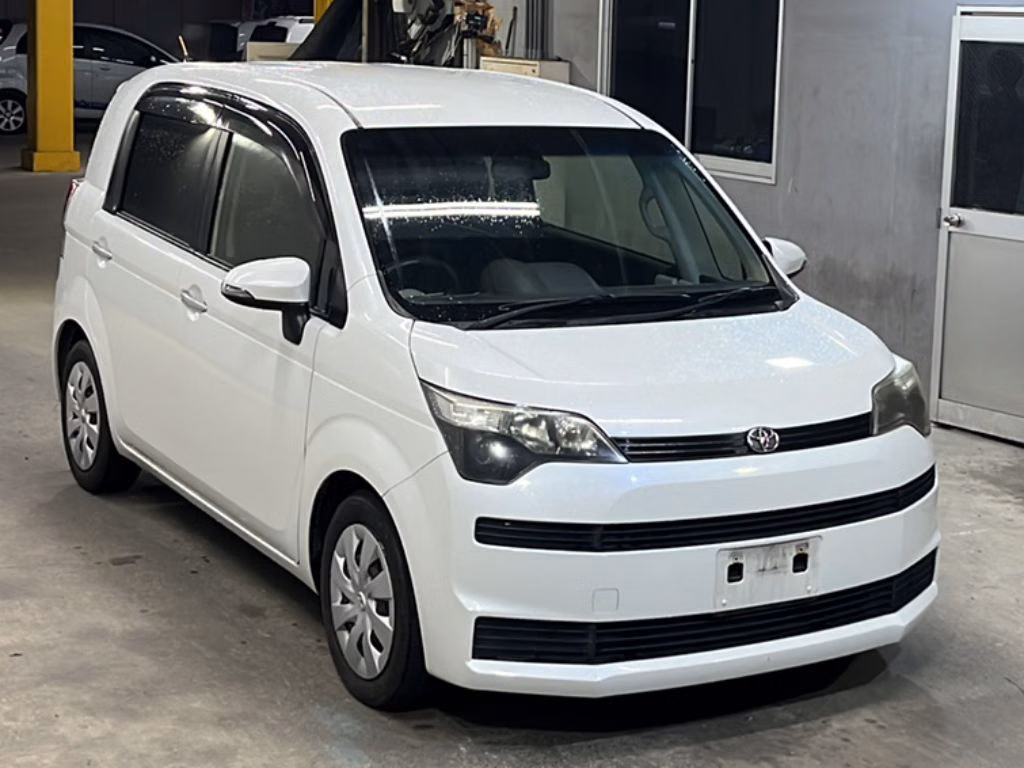 TOYOTA SPADE
