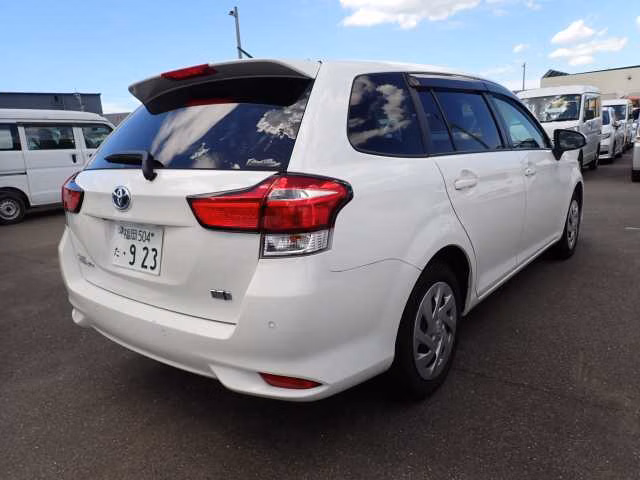 TOYOTA COROLLA FIELDER