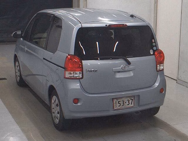TOYOTA PORTE