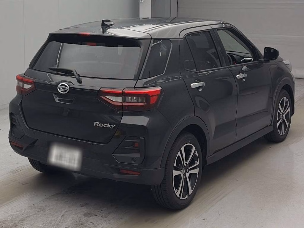 DAIHATSU ROCKY