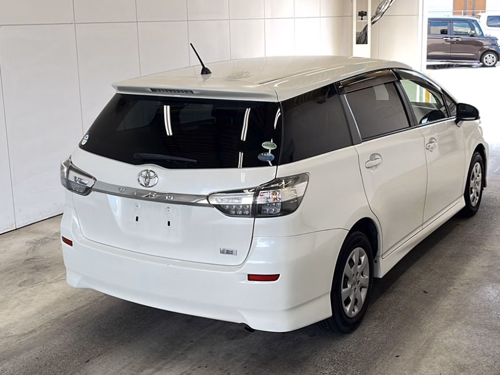 TOYOTA WISH