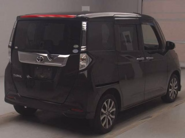 TOYOTA TANK