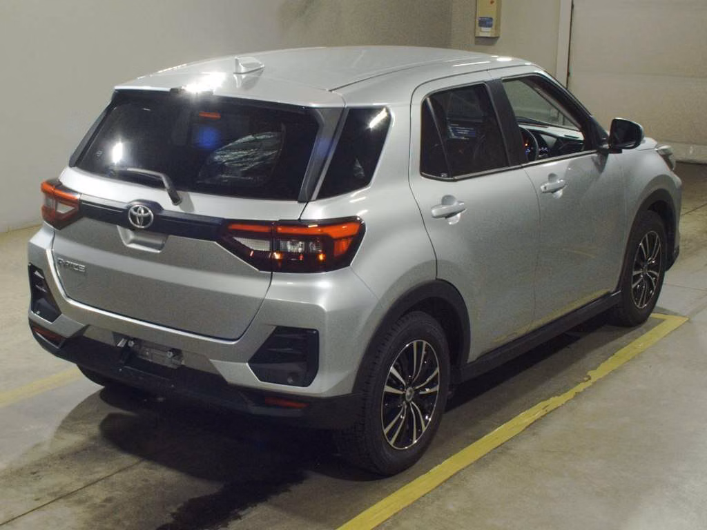 TOYOTA RAIZE