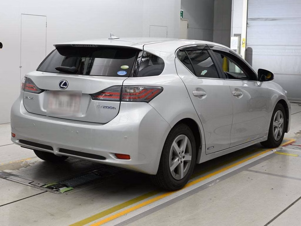 LEXUS CT200H