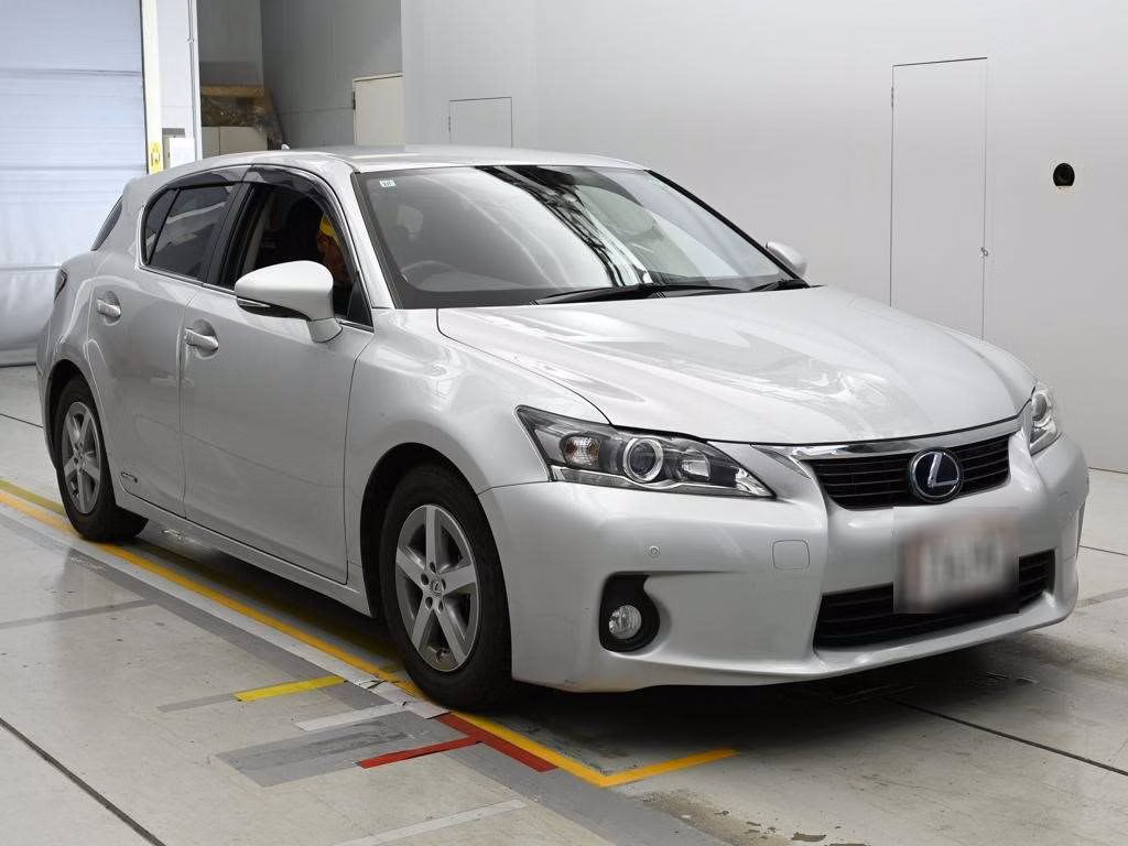 LEXUS CT200H