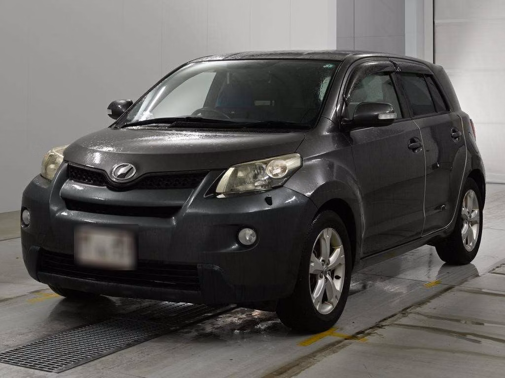 TOYOTA IST