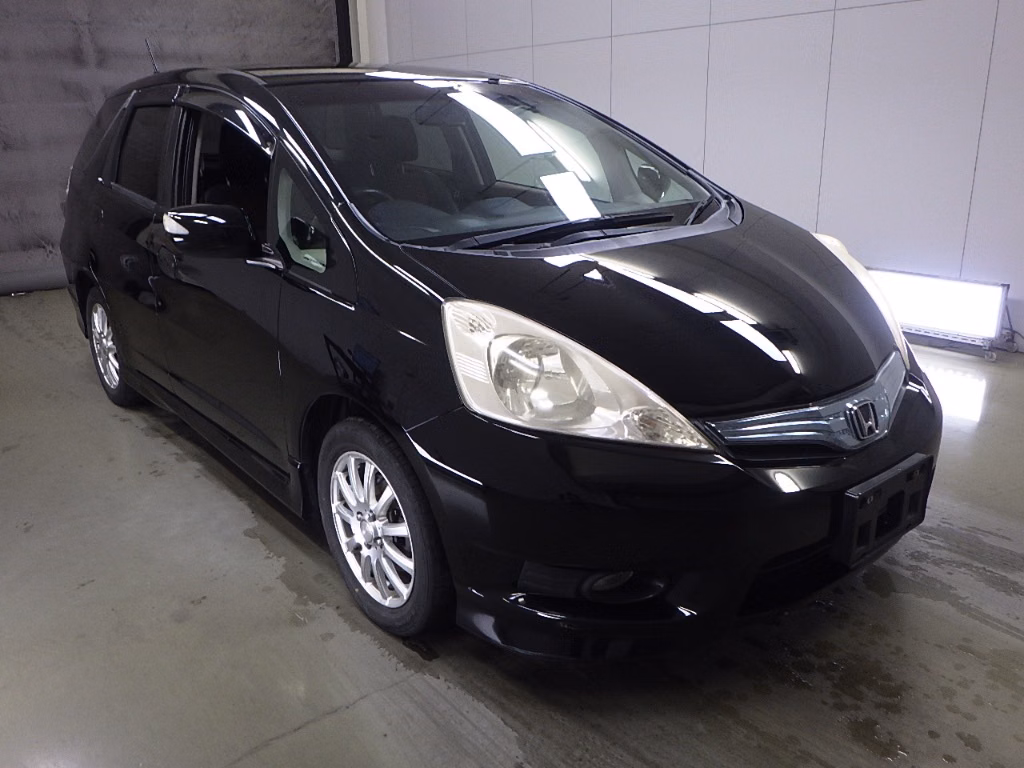 HONDA FIT SHUTTLE