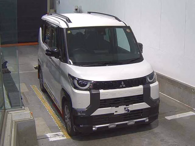 MITSUBISHI DELICA MINI