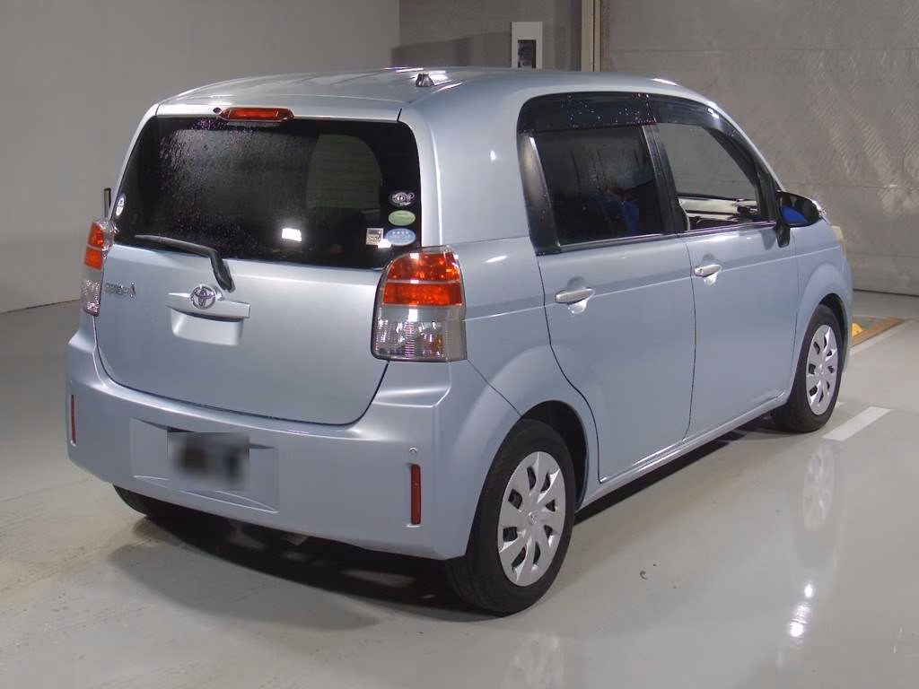 TOYOTA SPADE