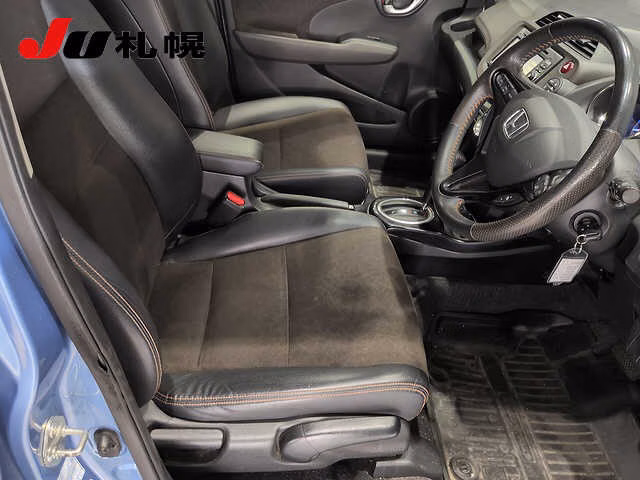 HONDA FIT SHUTTLE