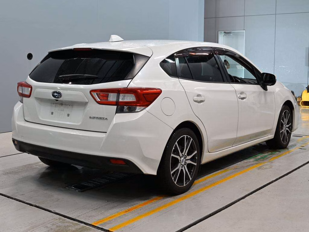 SUBARU IMPREZA