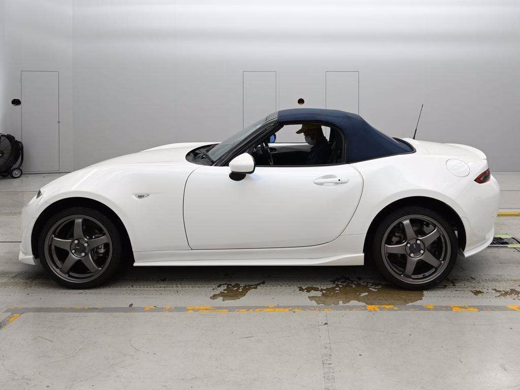 MAZDA MX-5