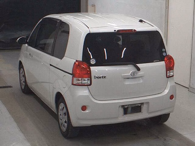 TOYOTA PORTE
