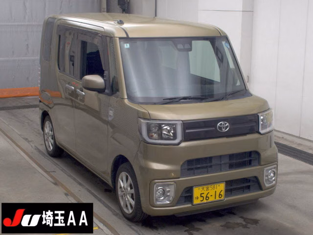 TOYOTA PIXIS MEGA