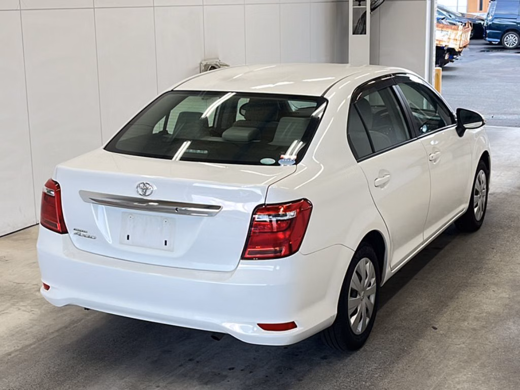 TOYOTA COROLLA AXIO