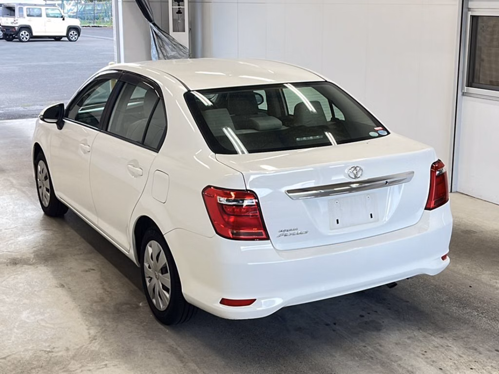 TOYOTA COROLLA AXIO