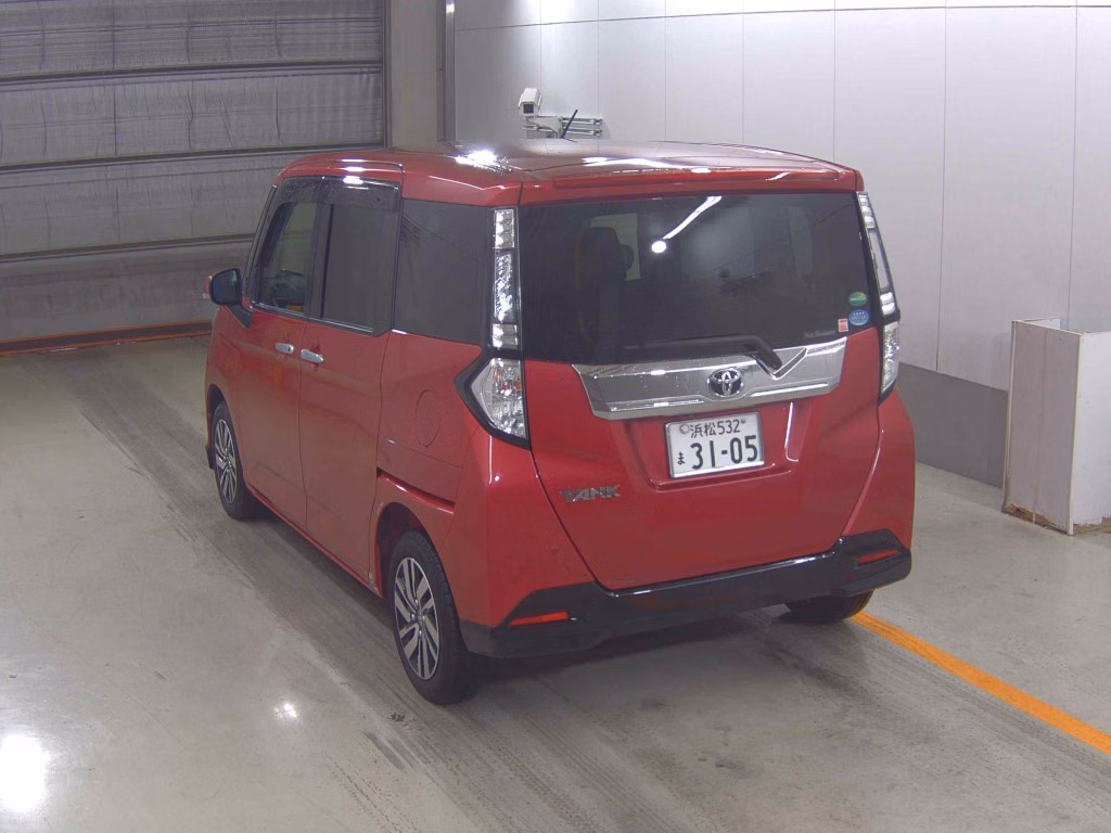 TOYOTA TANK