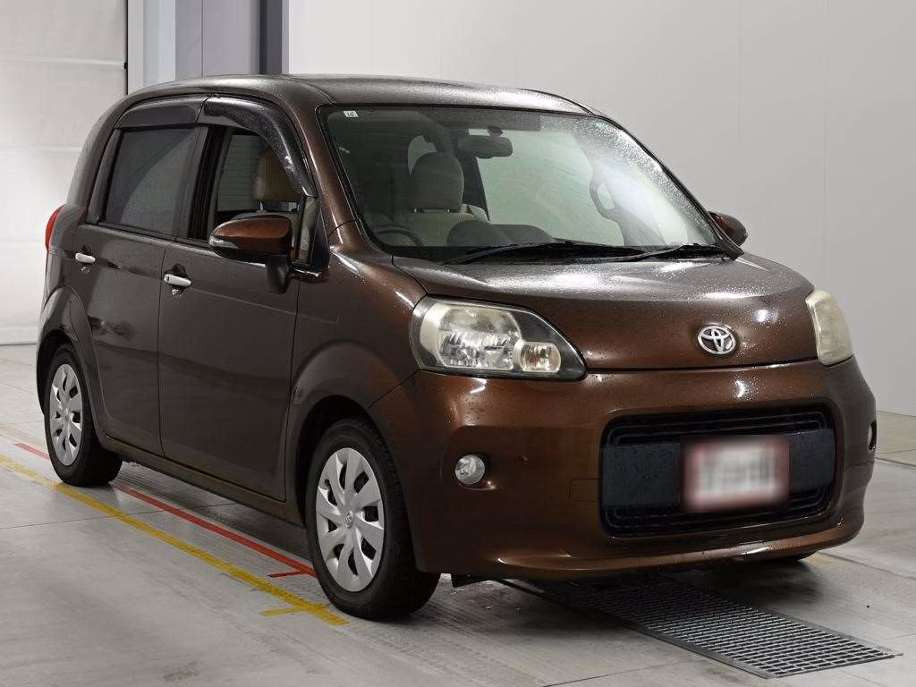 TOYOTA PORTE
