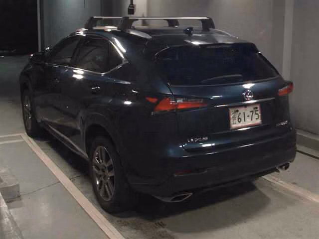 Lexus NX200t