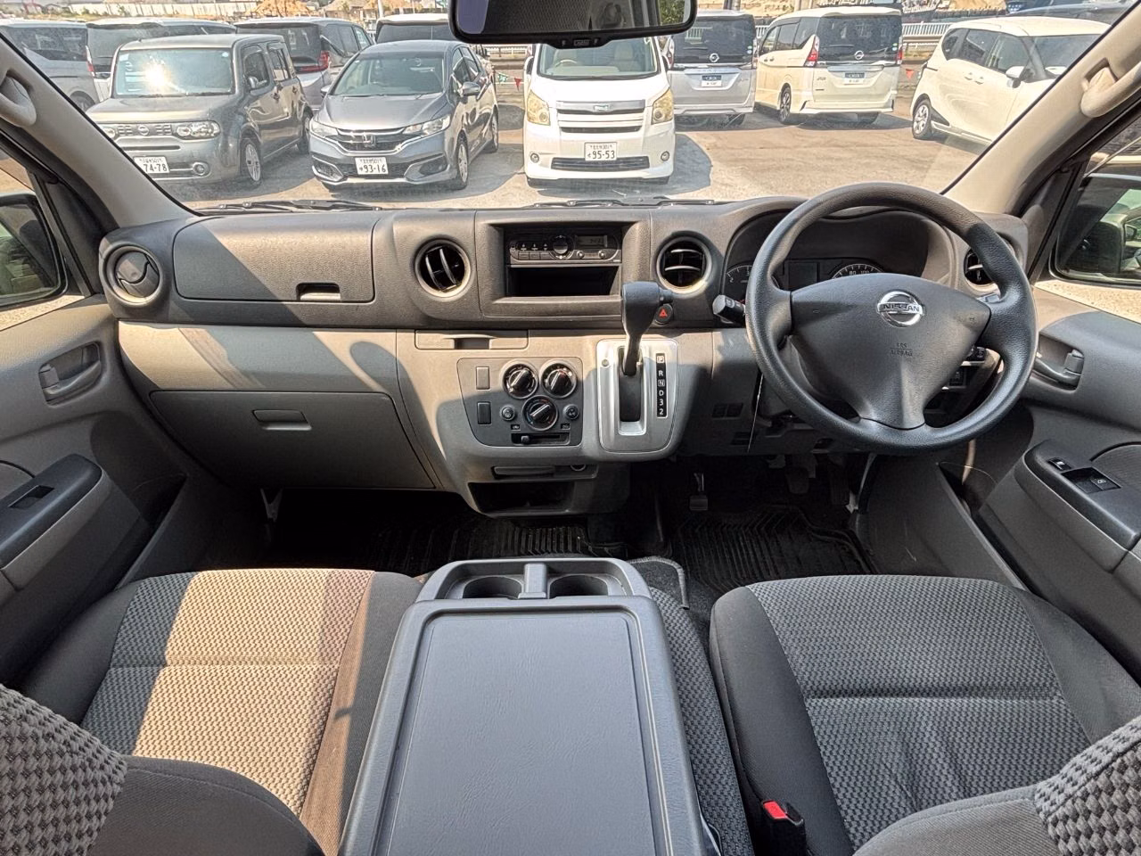 NISSAN NV350 CARAVAN