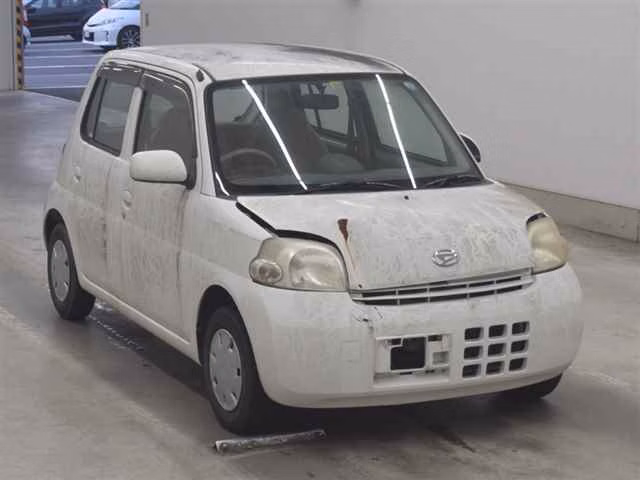 DAIHATSU ESSE