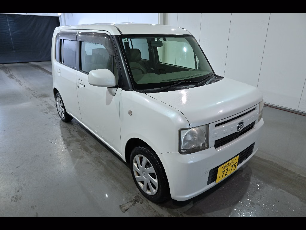 DAIHATSU MOVE CONTE