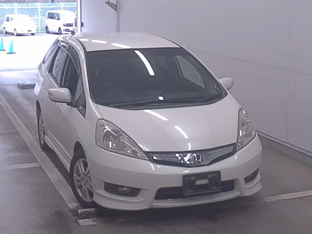 HONDA FIT SHUTTLE