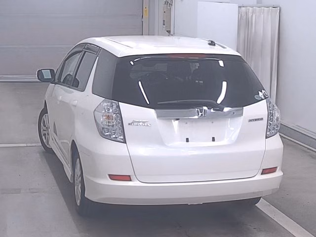 HONDA FIT SHUTTLE