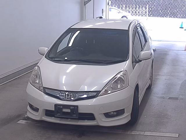 HONDA FIT SHUTTLE