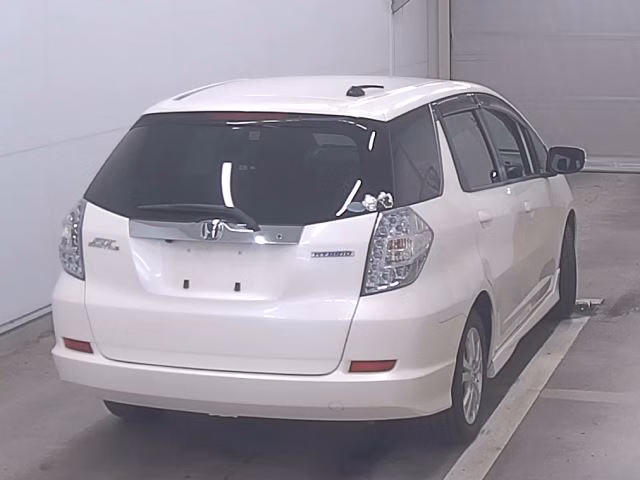 HONDA FIT SHUTTLE
