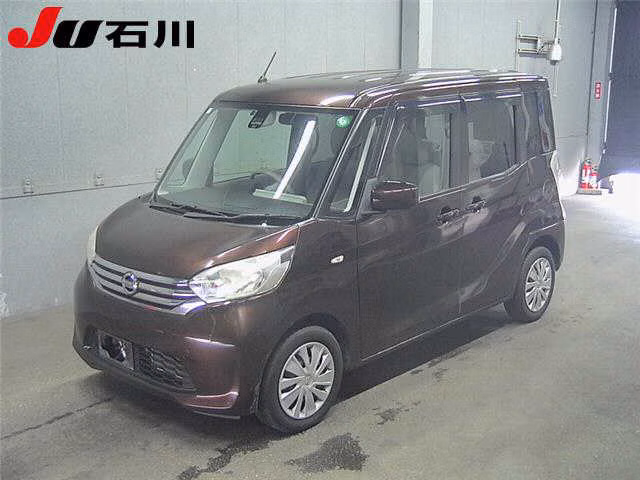 Nissan DAYZ Roox
