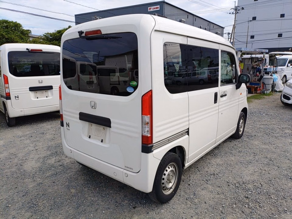 HONDA N-VAN