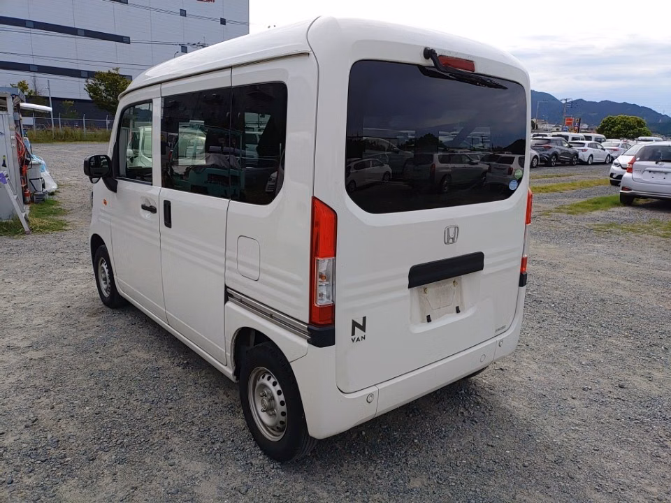 HONDA N-VAN