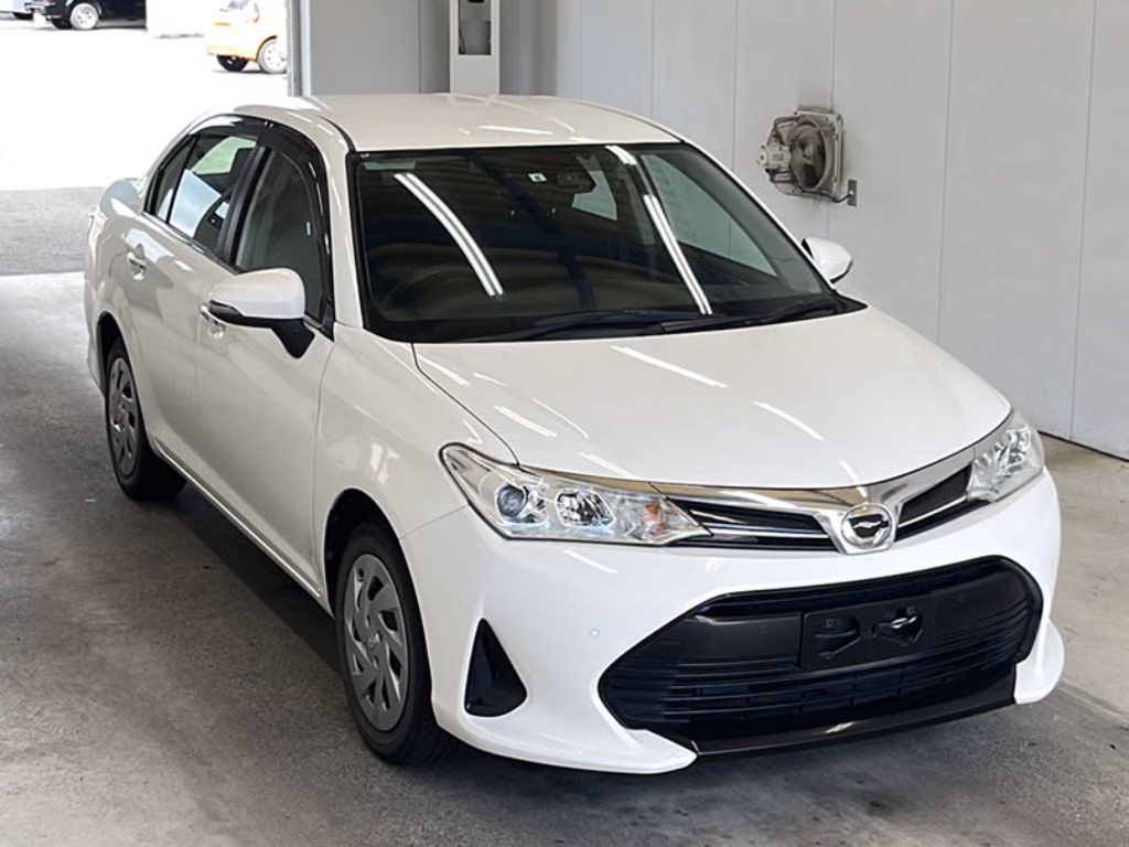 TOYOTA COROLLA AXIO