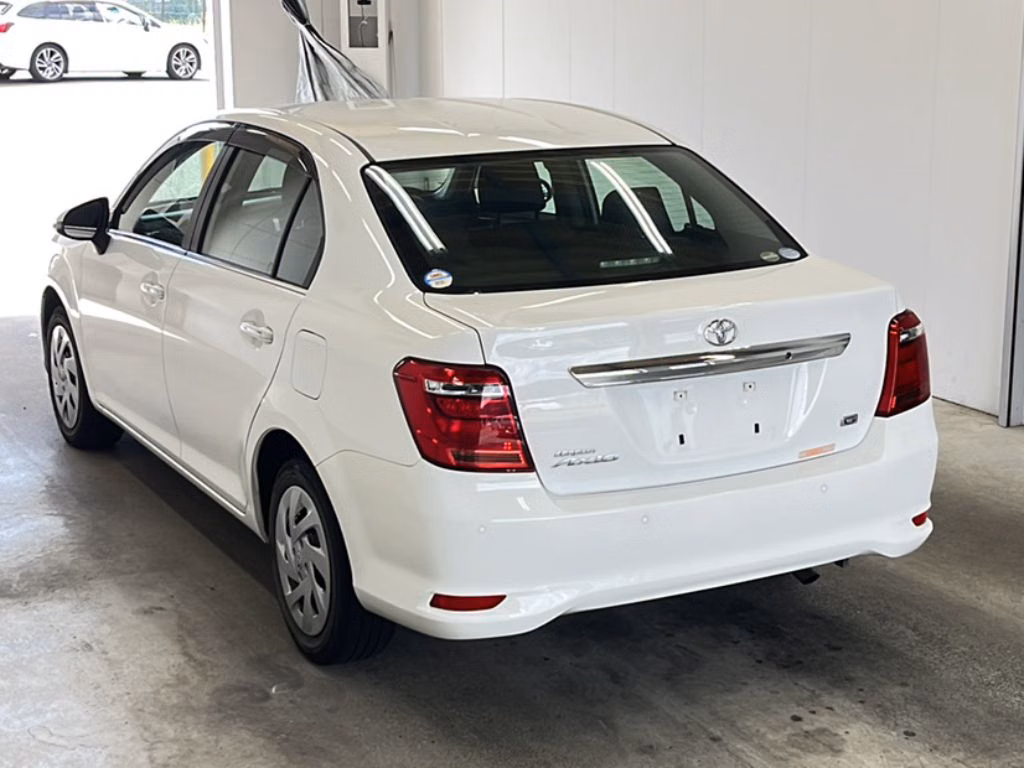 TOYOTA COROLLA AXIO