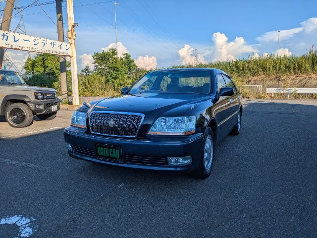 Toyota Crown Majesta