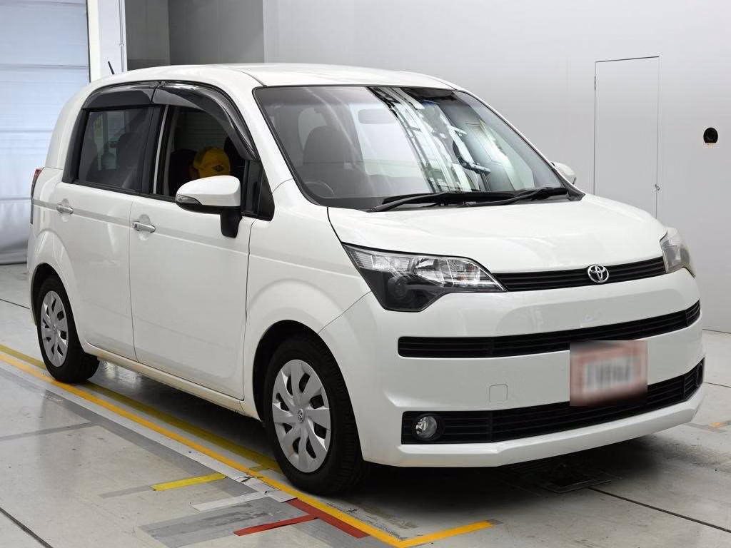 TOYOTA SPADE