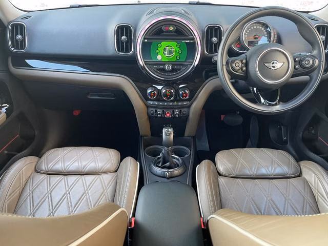 MINI CROSSOVER